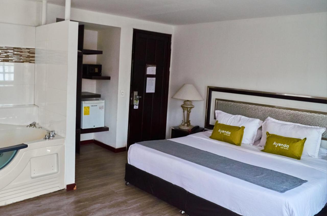 Ayenda 1076 Eco Boutique Bogota Hotel Buitenkant foto